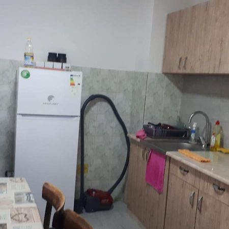 Makedonyada Kiralik Ev Ve Arac Hizmeti Ile Birlikte Skopje Exterior foto