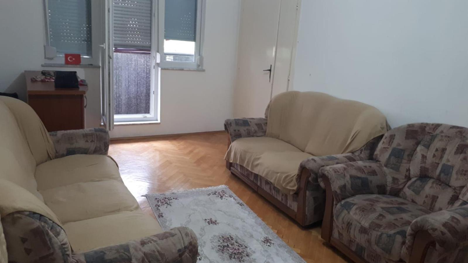 Makedonyada Kiralik Ev Ve Arac Hizmeti Ile Birlikte Skopje Exterior foto
